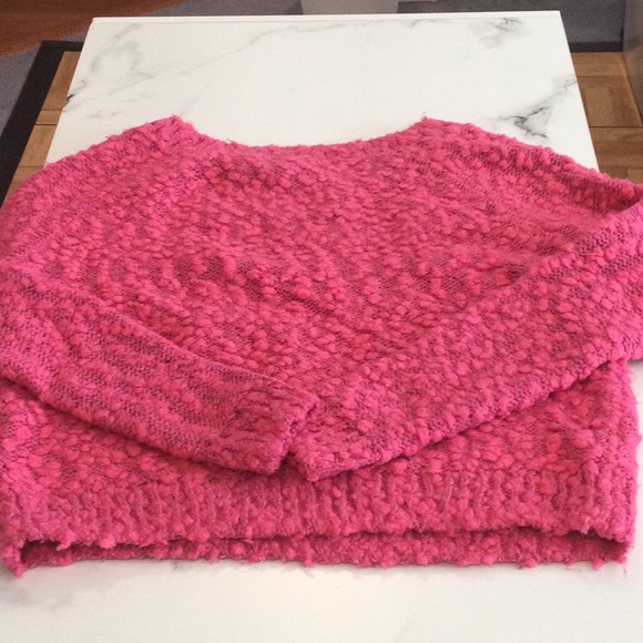 Bright Pink crewneck mohair sweater, size 8. - Picture 3 of 4